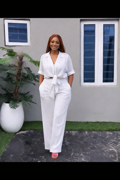 “Classic Two-Piece White Cotton Outfit with Belt”