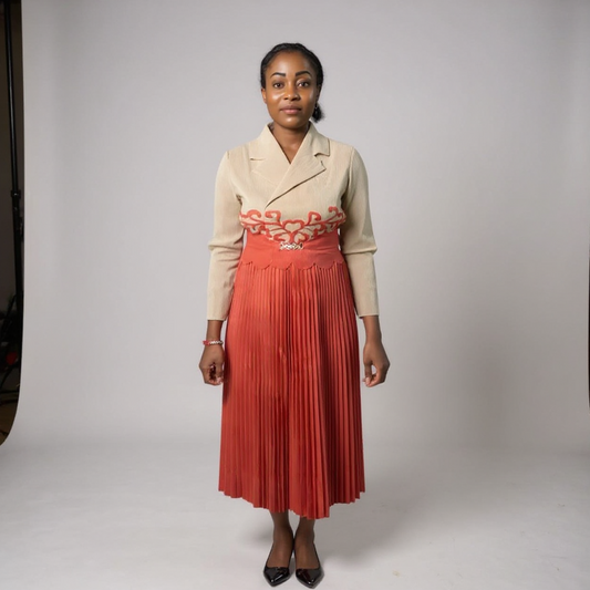 Miyake-Inspired Pleated Dress – One Size Fits All